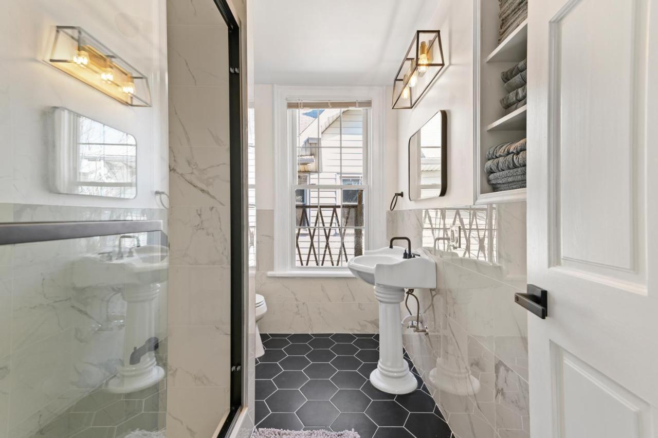 Cozy Gem In The Heart Of East Rock With Free Parking Near Yale And Dt Apartment New Haven Luaran gambar